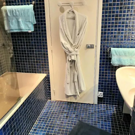 Penthouse Champs Elysees Above 5 Stars Berri Champs Elysees דירה *